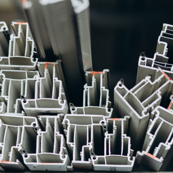 Many aluminum profiles.Aluminum profiles colors